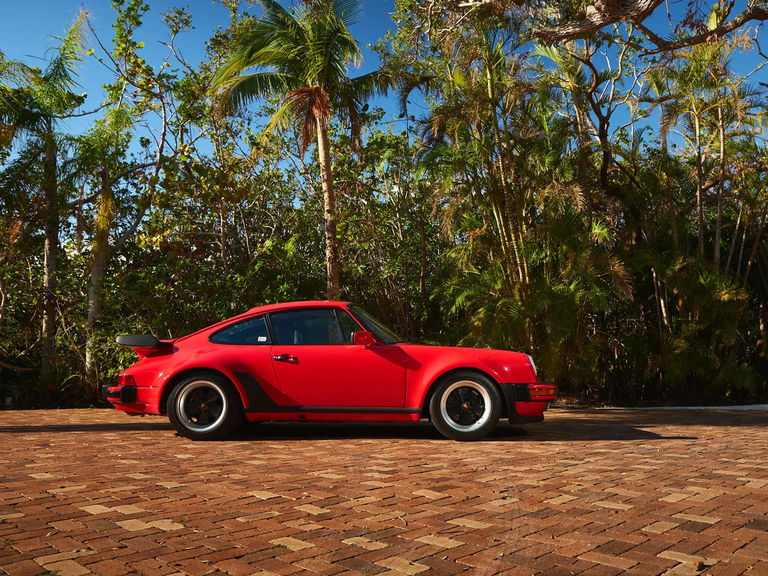 Porsche 911 Turbo 3.3 (US)
