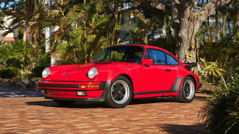 Porsche 911 Turbo 3.3 (US)