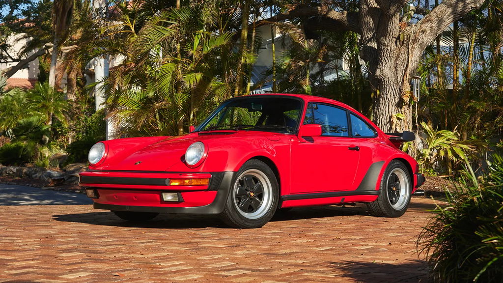 Porsche 911 Turbo 3.3 (US)