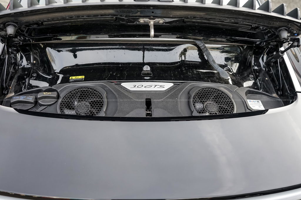 Porsche 992 Carrera GTS