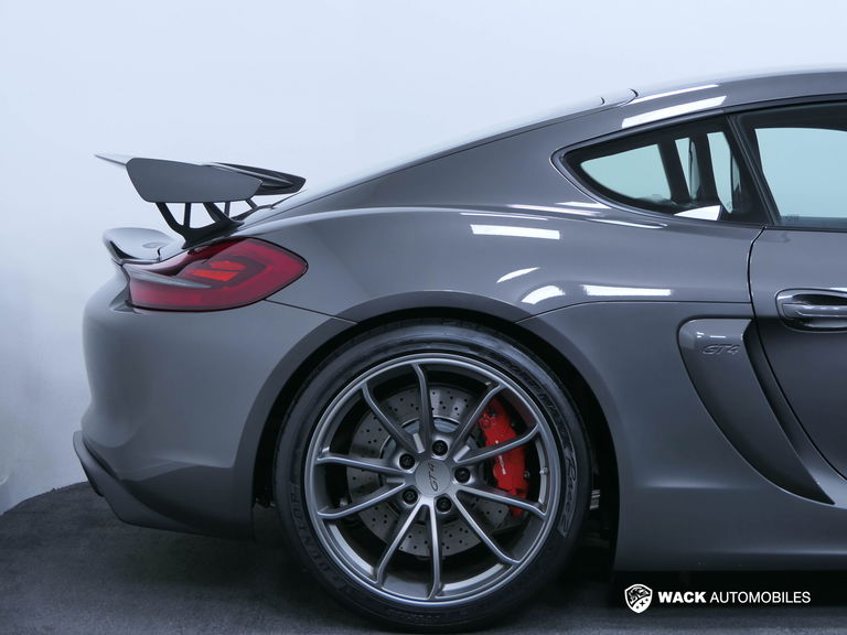 Porsche 981 Cayman GT4