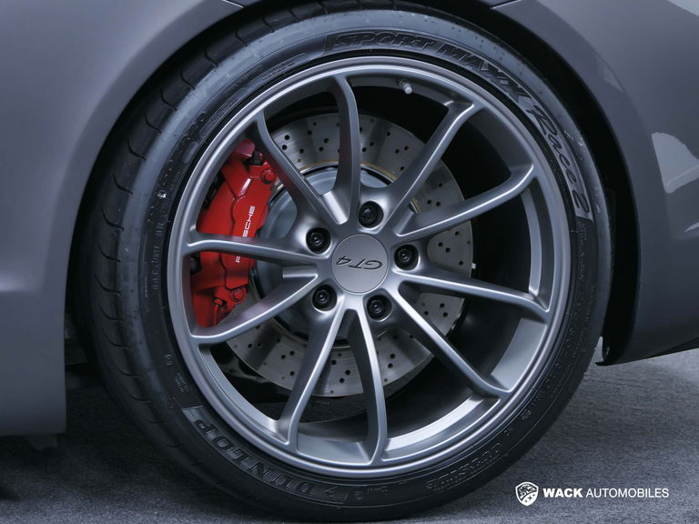 Porsche 981 Cayman GT4