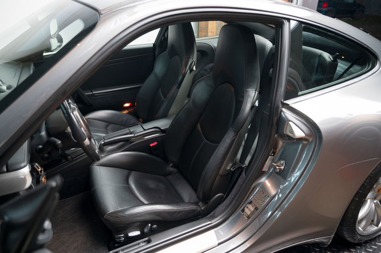 Porsche 997.2 Carrera 4S