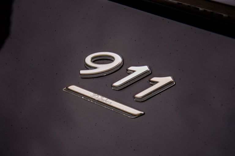 Porsche 964 Jubiläumsmodell „30 Jahre 911“