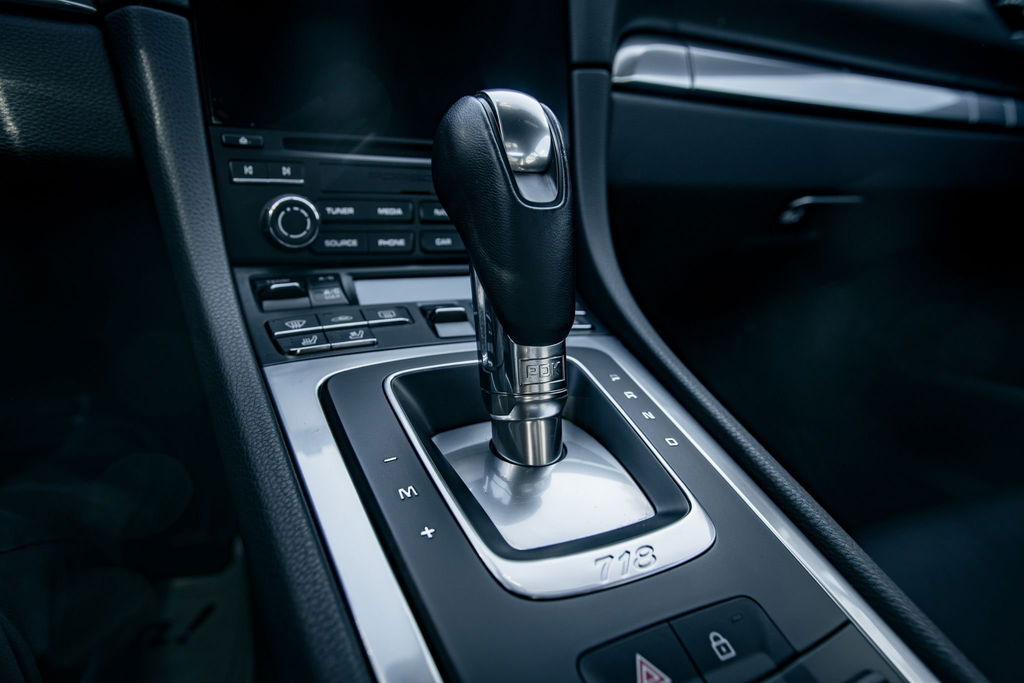 Porsche 718 Cayman S