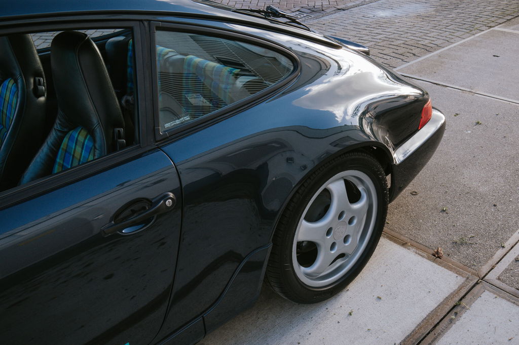 Porsche 964 Carrera 4