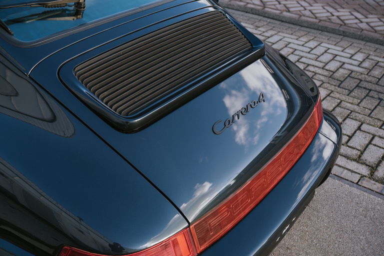 Porsche 964 Carrera 4