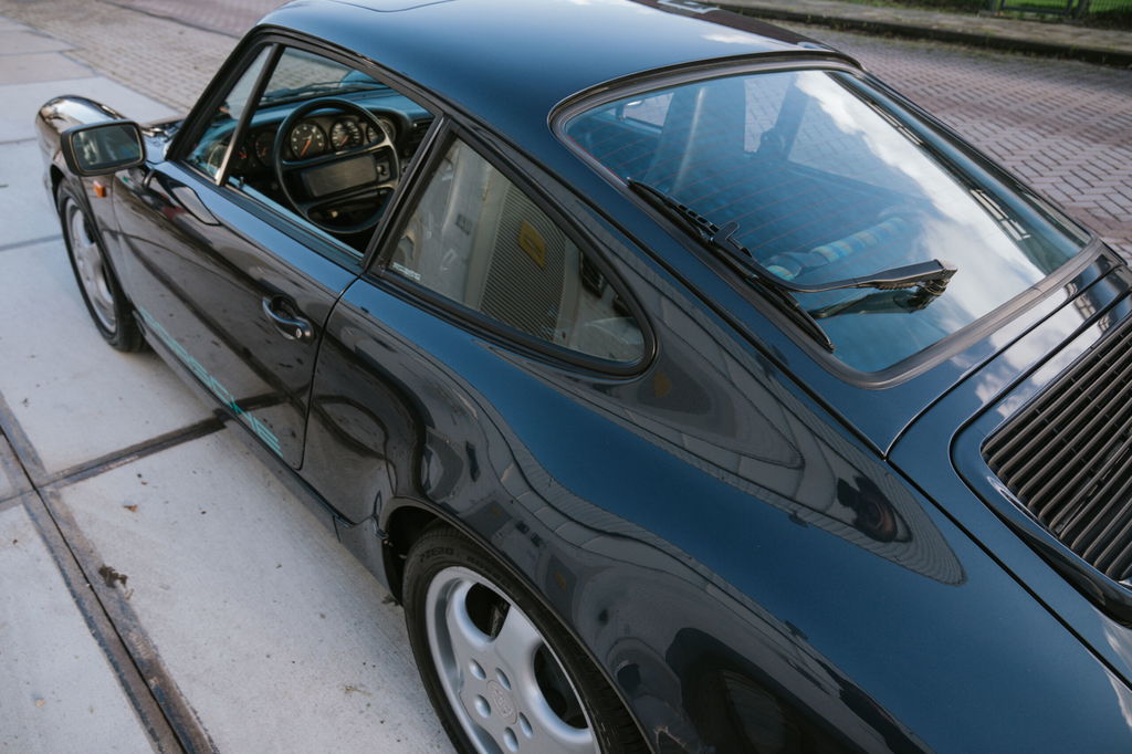 Porsche 964 Carrera 4