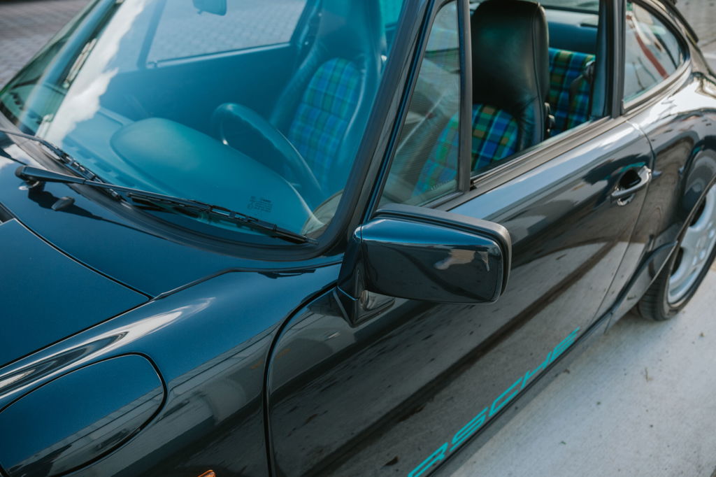 Porsche 964 Carrera 4