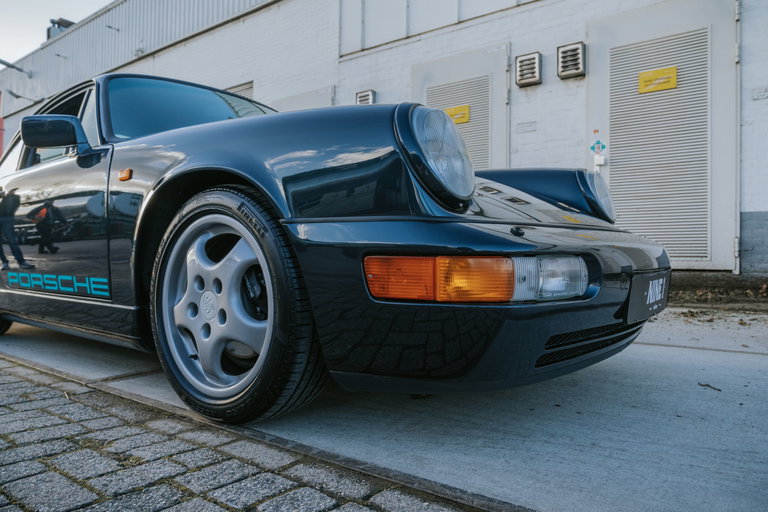 Porsche 964 Carrera 4