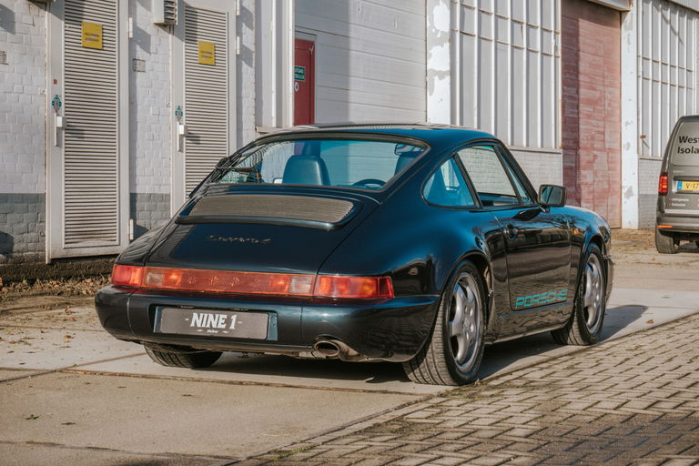 Porsche 964 Carrera 4