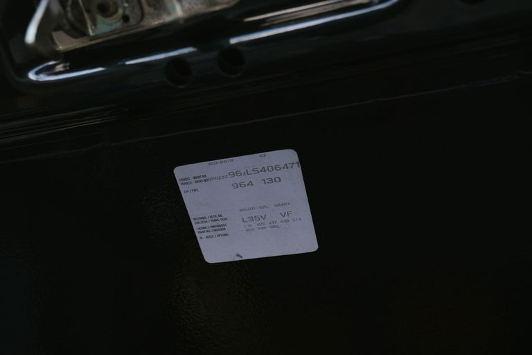 Porsche 964 Carrera 4