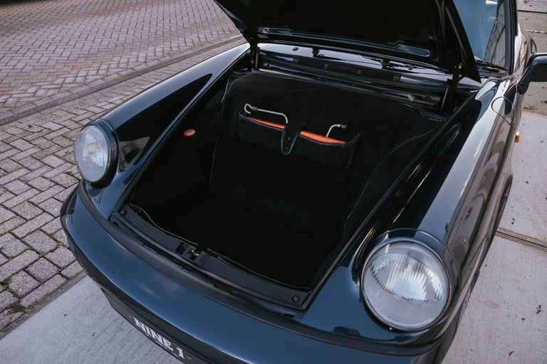 Porsche 964 Carrera 4
