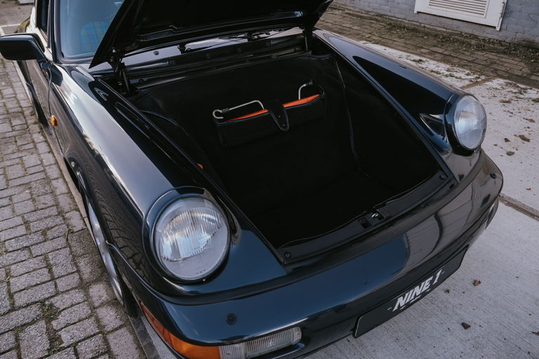 Porsche 964 Carrera 4