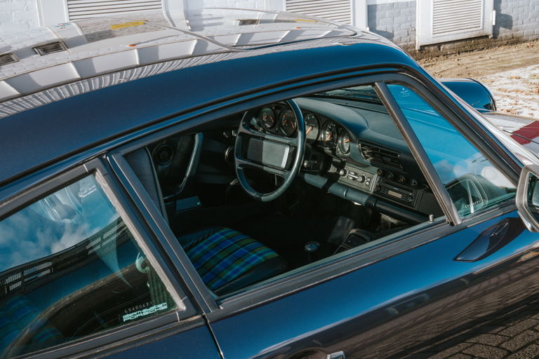 Porsche 964 Carrera 4