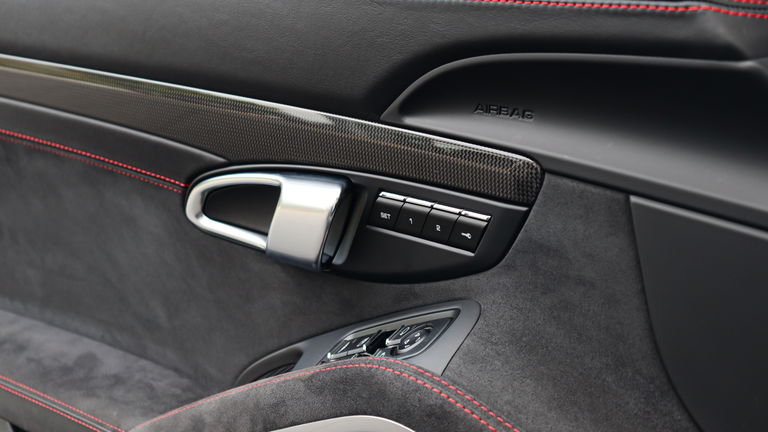 Porsche 991.2 Carrera GTS