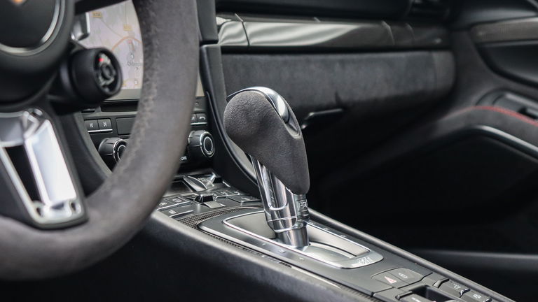 Porsche 991.2 Carrera GTS