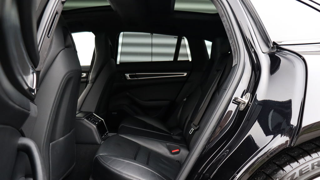 Porsche Panamera GTS