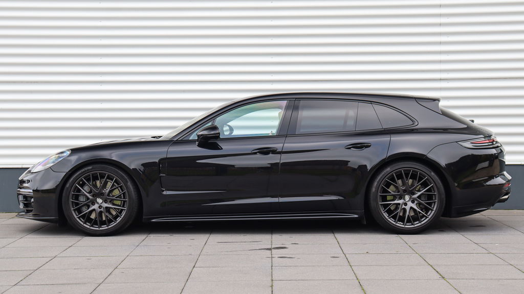 Porsche Panamera 4S