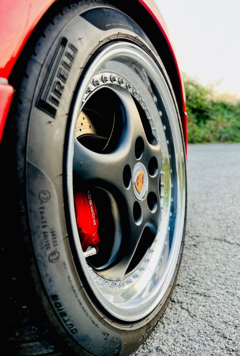 Porsche 964 Carrera 4 WTL