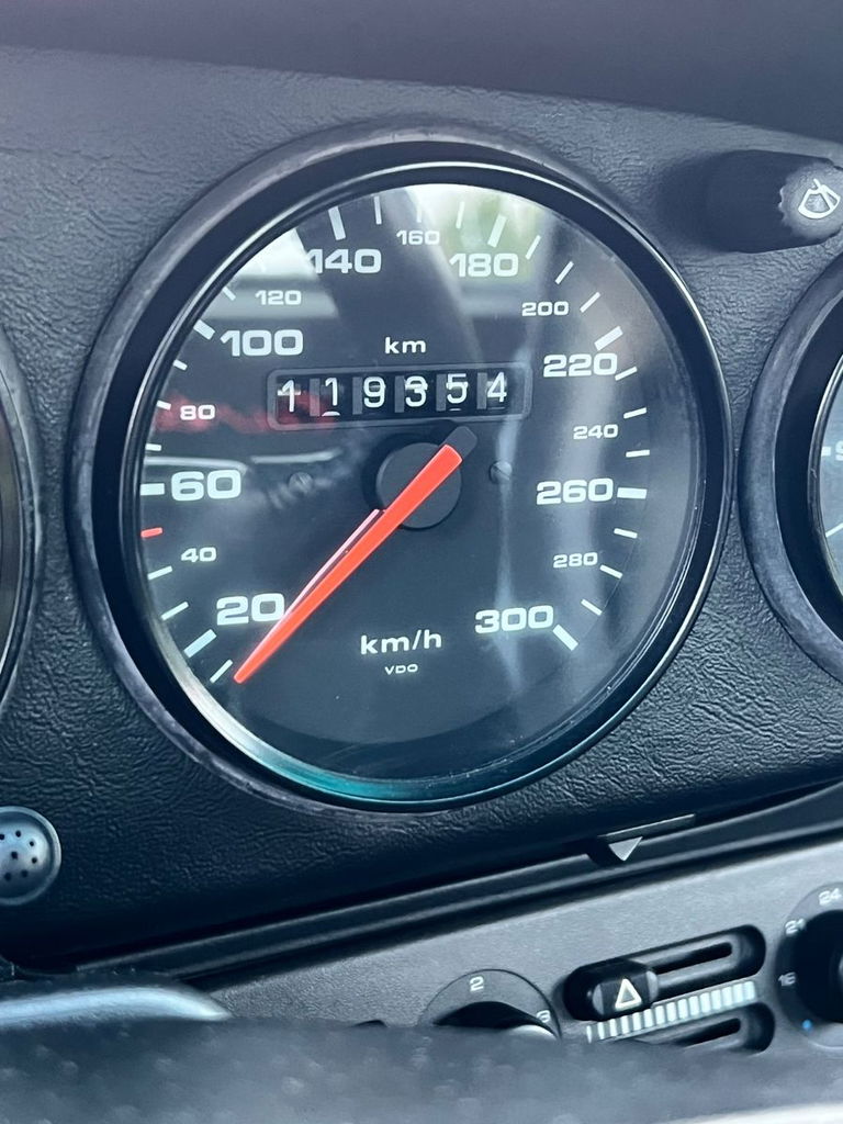 Porsche 964 Carrera 4 WTL