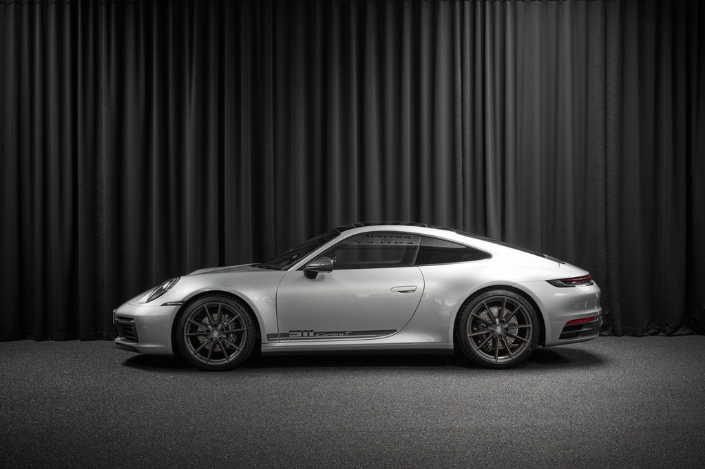 Porsche 992 Carrera T