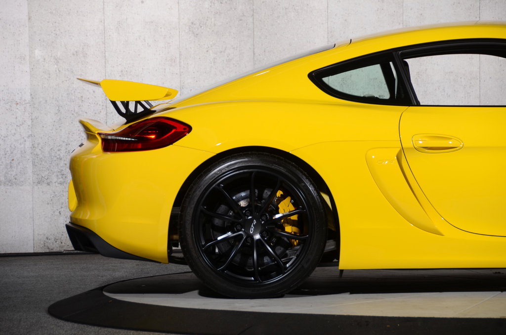 Porsche 981 Cayman GT4