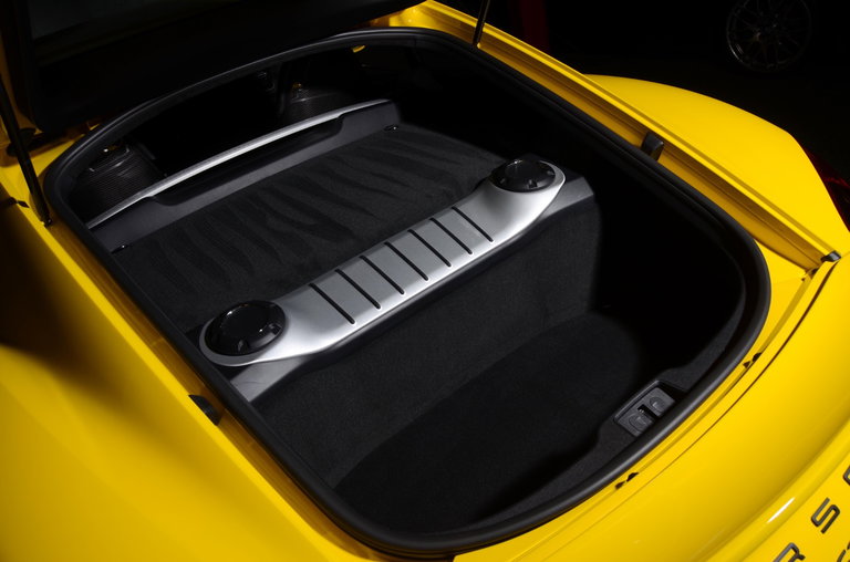 Porsche 981 Cayman GT4