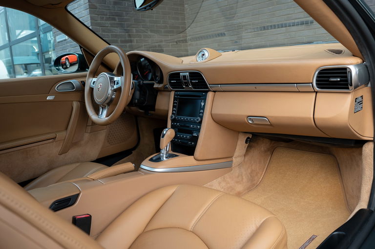 Porsche 997.2 Carrera 4S