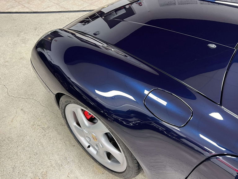 Porsche 993 Carrera 4S