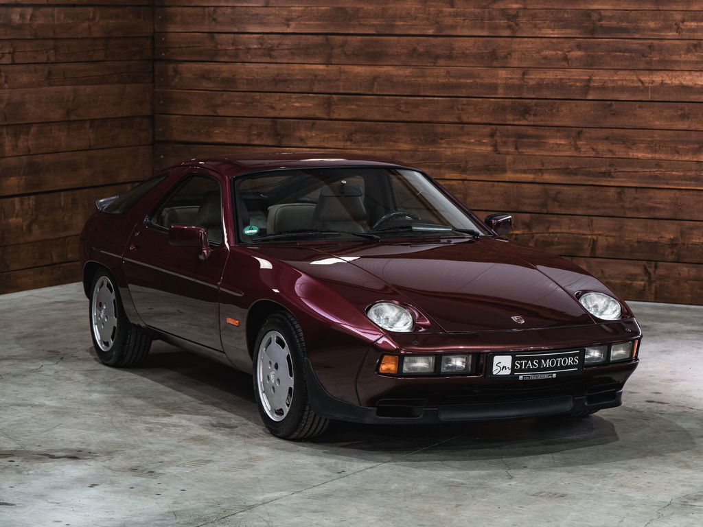 Porsche 928 S