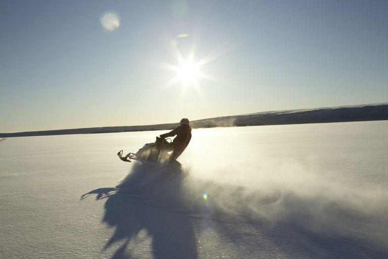Lapland Ice Driving – Driften im 911 GT3 mit bis zu 200 km/h!