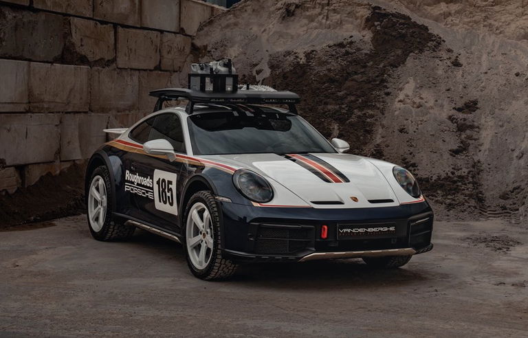 Porsche 911 Dakar