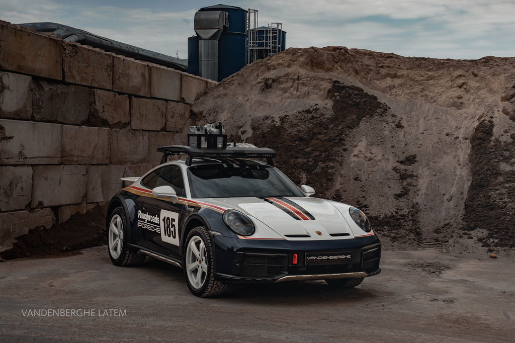 Porsche 911 Dakar