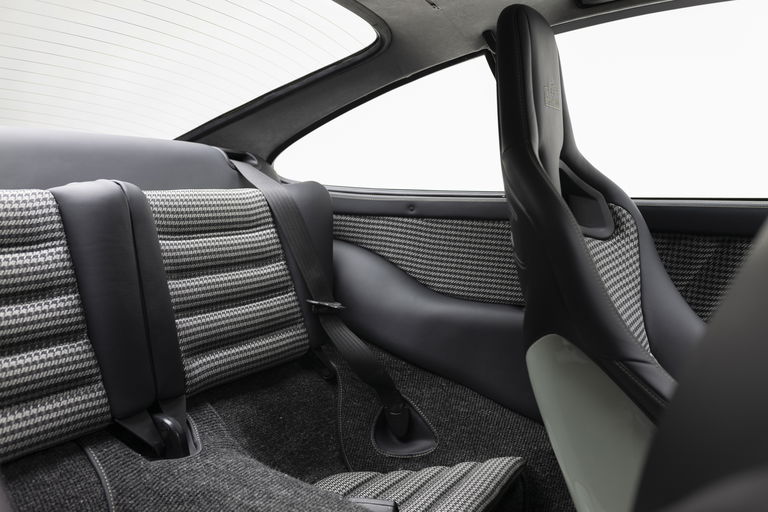 Porsche 911 Backdate