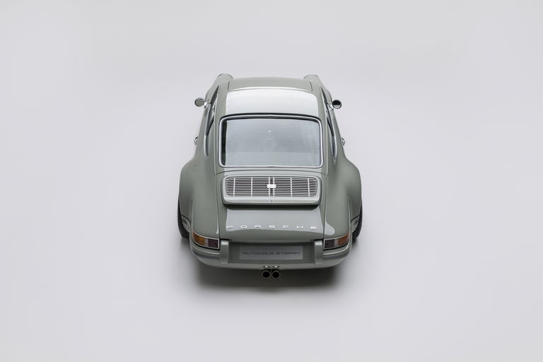 Porsche 911 Backdate