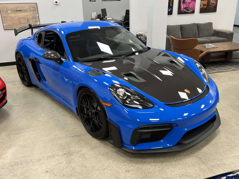Porsche 718 Cayman GT4 RS