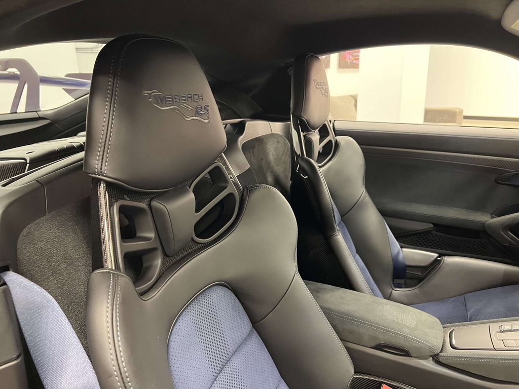 Porsche 718 Cayman GT4 RS