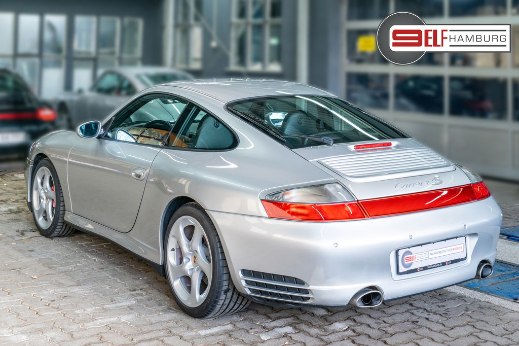 Porsche 996 Carrera 4S