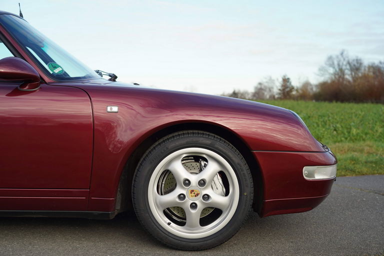 Porsche 993 Carrera 4
