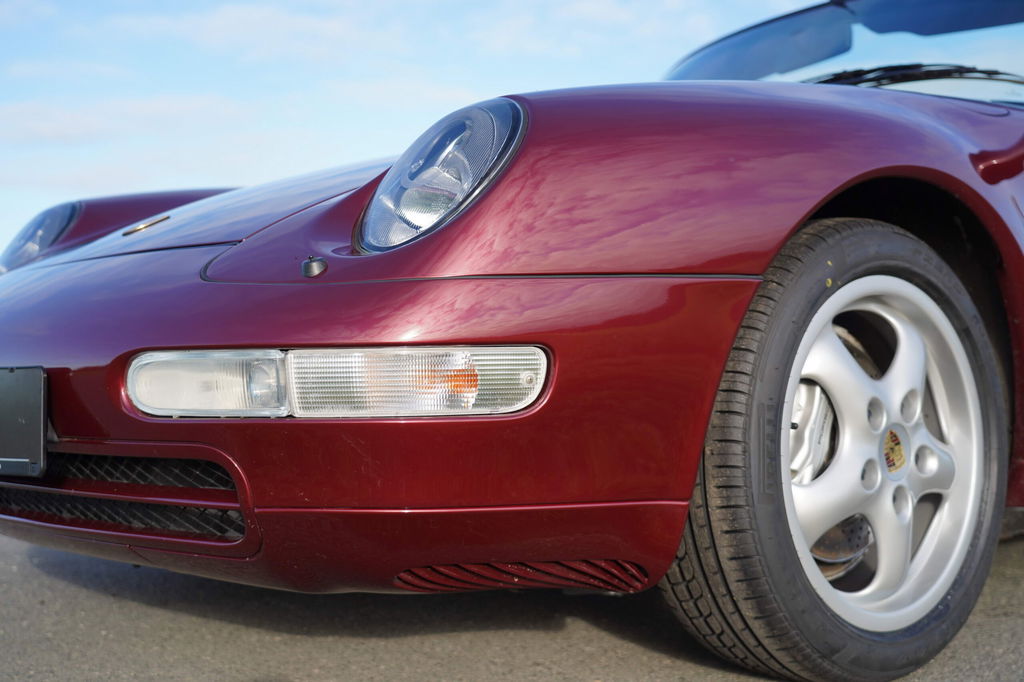 Porsche 993 Carrera 4
