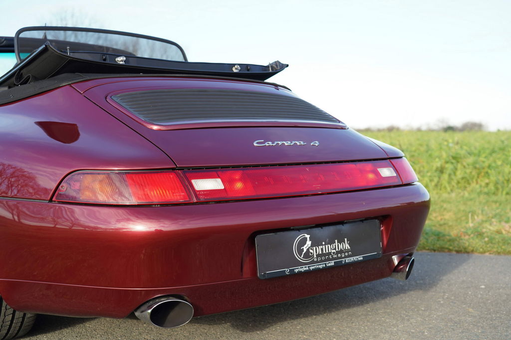 Porsche 993 Carrera 4