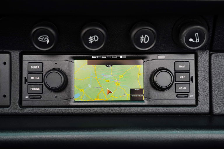 Porsche 993 Carrera 4