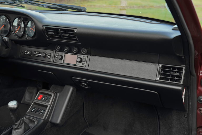 Porsche 993 Carrera 4