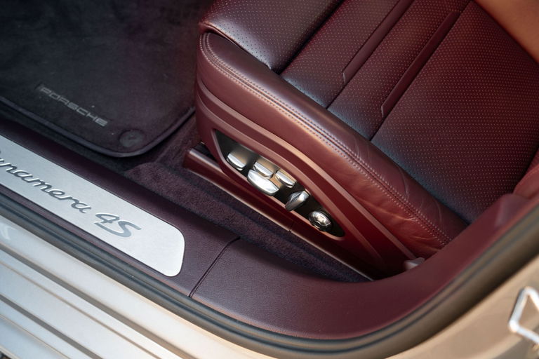 Porsche Panamera 4S E-Hybrid