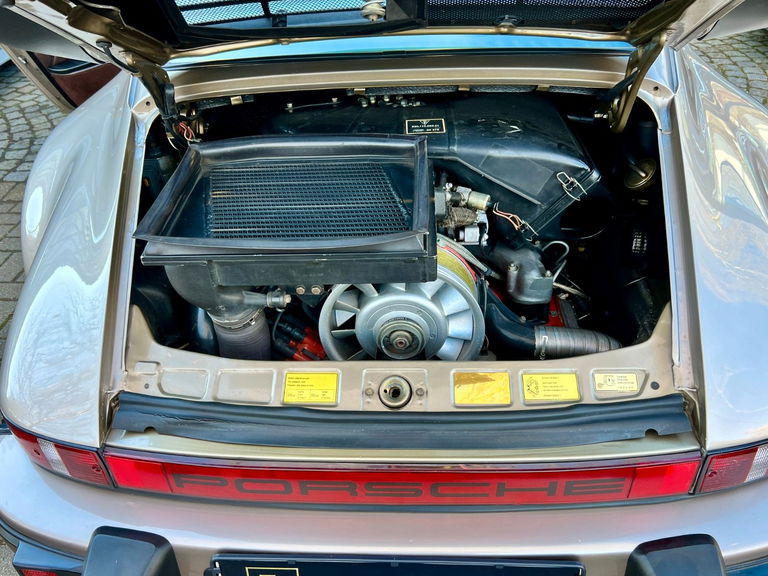 Porsche 911 Turbo 3.3