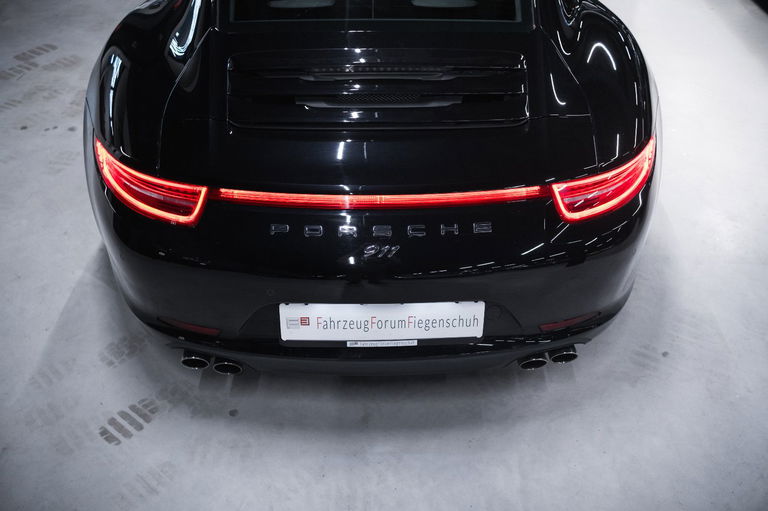 Porsche 991 Carrera 4