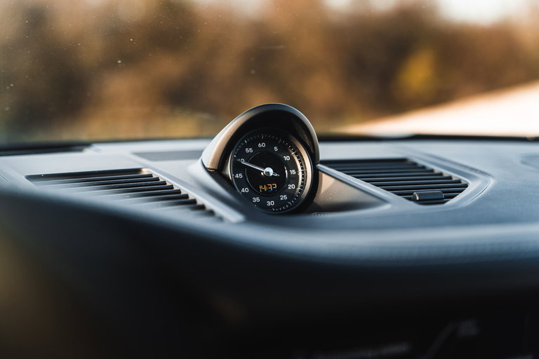 Porsche 992 Carrera 4 GTS