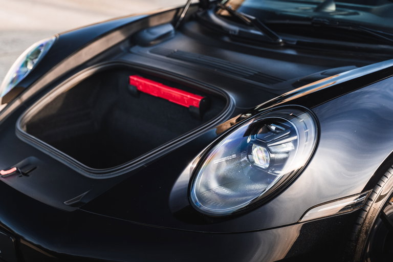 Porsche 992 Carrera 4 GTS