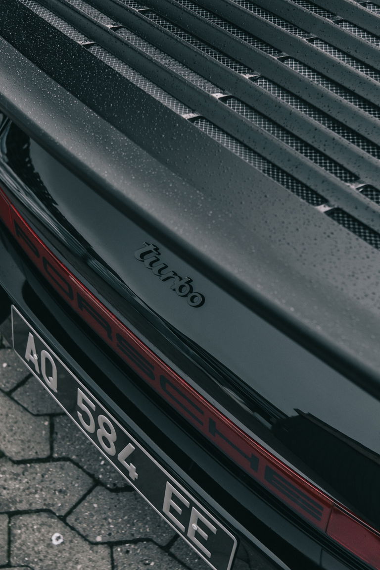 Porsche 911 Turbo 3.3